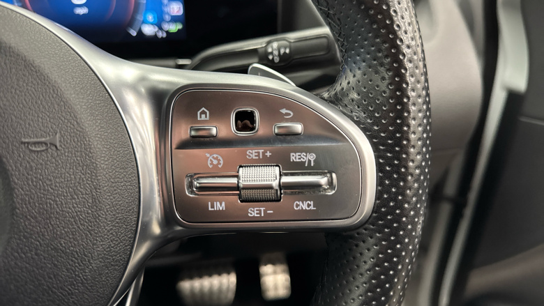 Mercedes-Benz GLA 250e Exclusive Edition 5dr Auto Hatchback